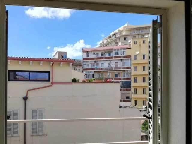 Liberty Suite Cagliari Exteriör bild